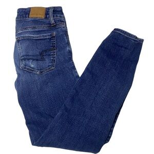 Woman’s medium wash jegging’s
